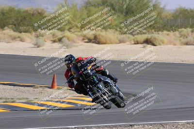 media/Oct-08-2022-SoCal Trackdays (Sat) [[1fc3beec89]]/Turn 10 (945am)/